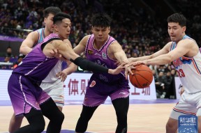 亚博体育-迈阿密热火迎CBA常规赛关键赛，今晚临场应变，震撼外界，团队化学反应显著的简单介绍